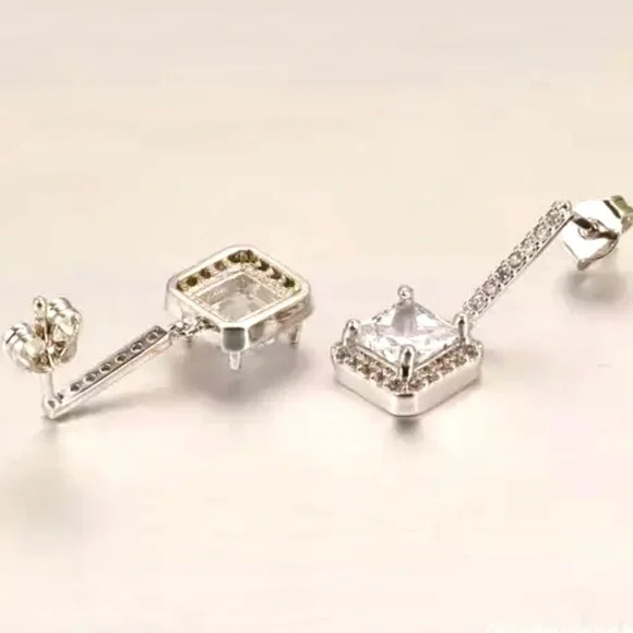 🌟Fancy Square Sterling Silver Earrings - Picture 2 of 4